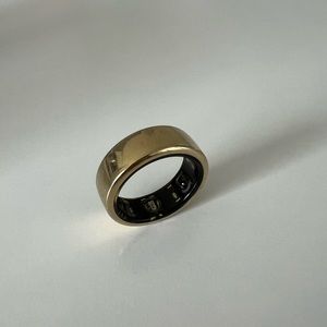 Used Oura Ring - gold gen3 Horizon size 9
